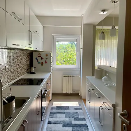 Maria Charming Apartment Kumanovo Exterior photo