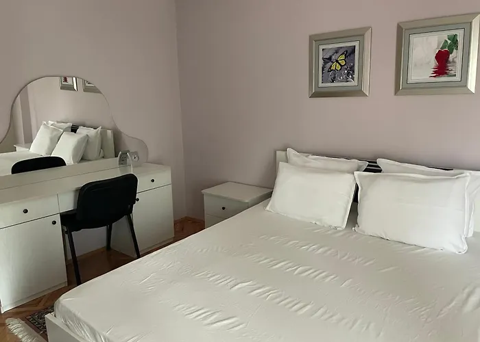 Maria Charming Apartment
